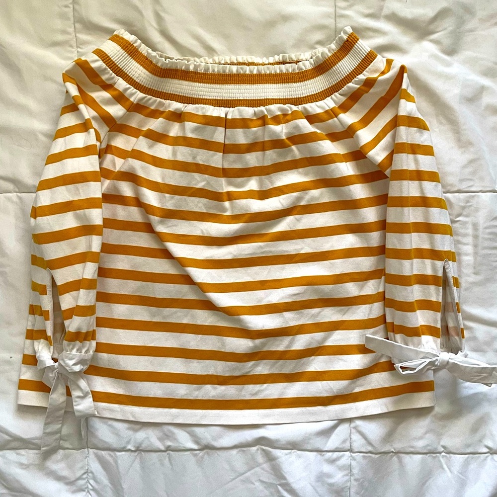 EUC J.Crew off shoulder striped top with bows. Size ExtraSmall. Gold/white
